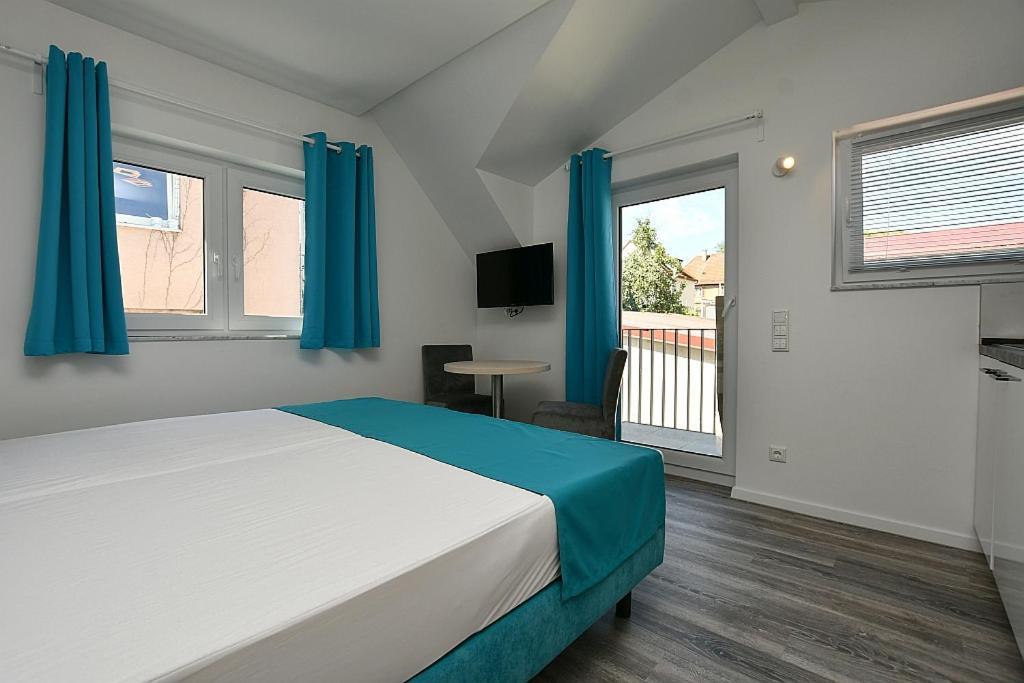 City-Hotel Zuffenhausen - Apartments Stuttgart Extérieur photo